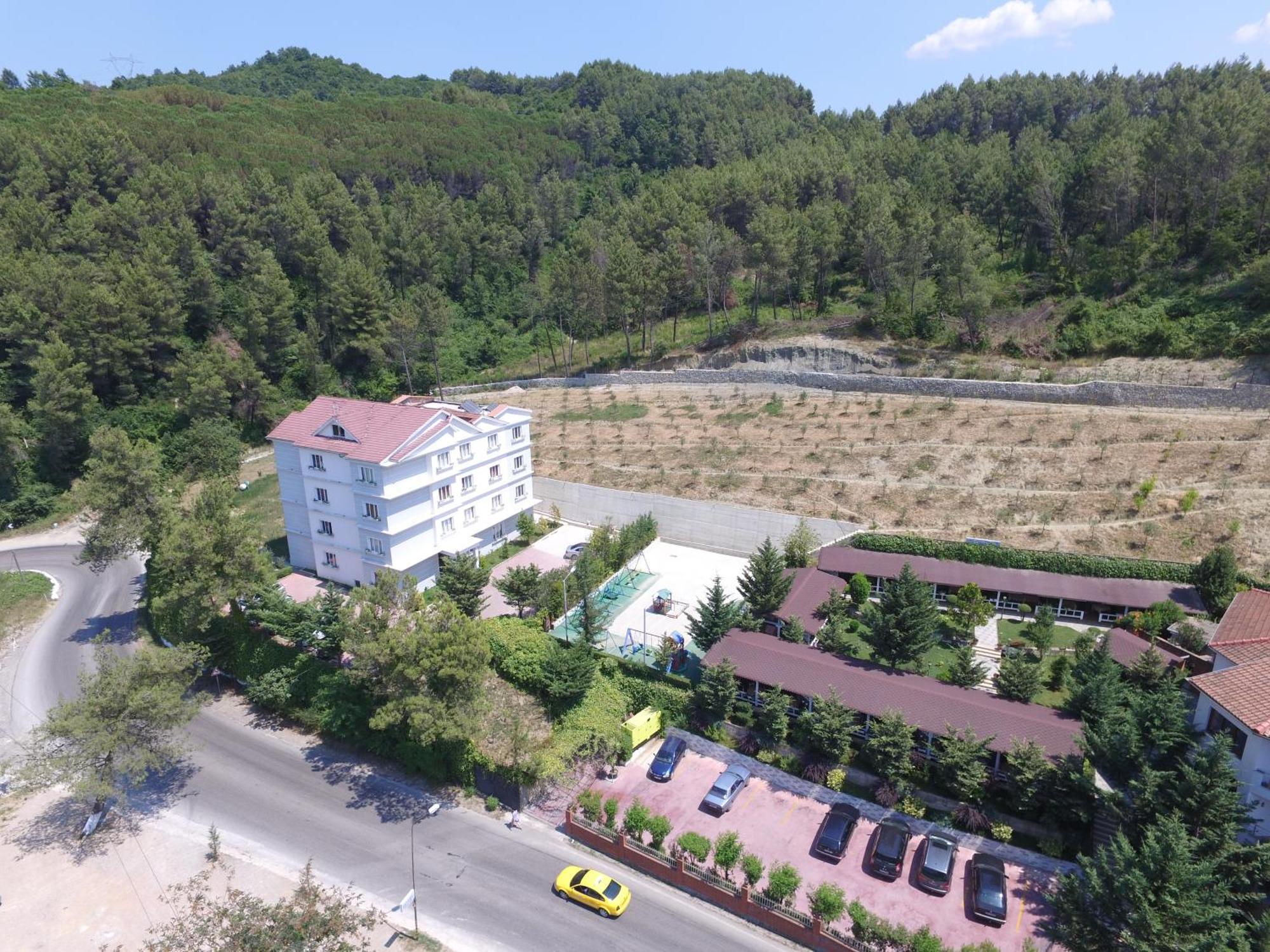 Hotel Elvis Mjull-Bathore Bagian luar foto
