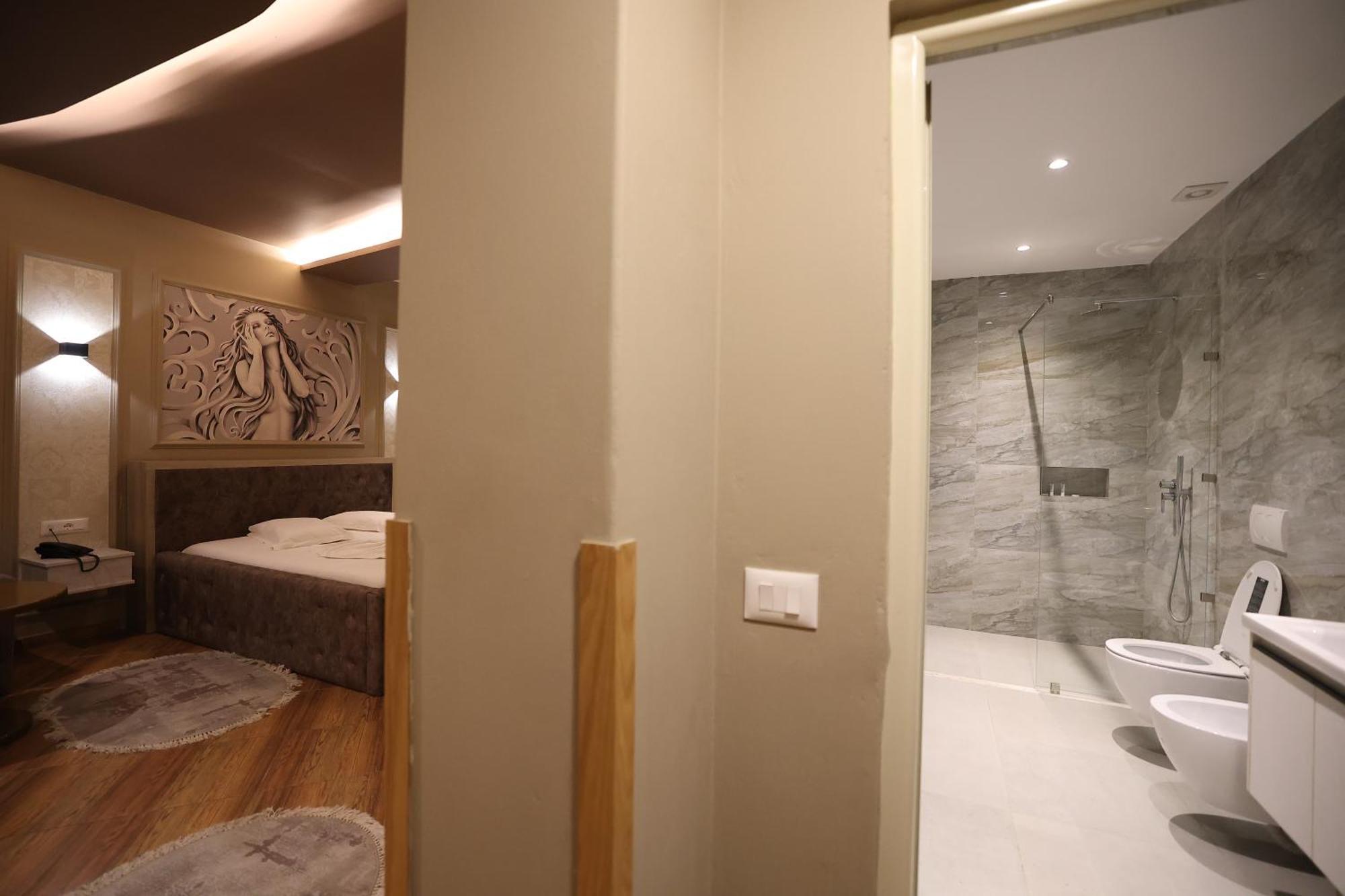 Hotel Elvis Mjull-Bathore Bagian luar foto