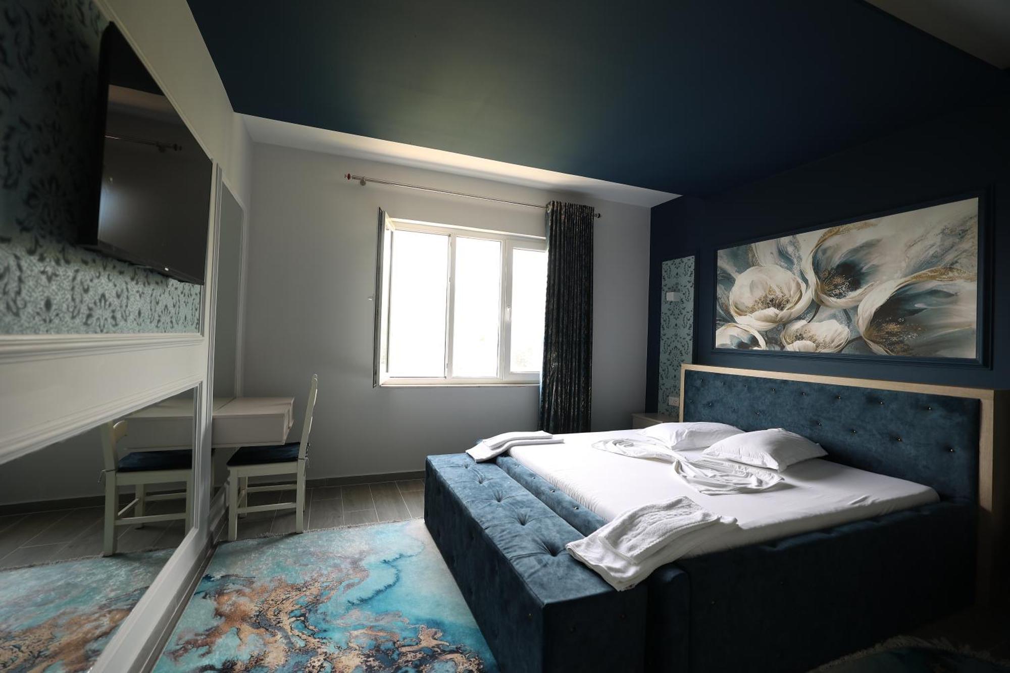 Hotel Elvis Mjull-Bathore Bagian luar foto